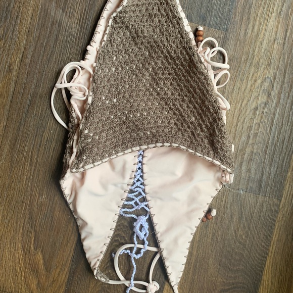 Crochet swimsuit - Picture 3 of 4